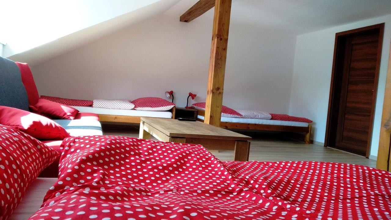 Apartmany Kukacci Hnizdo Benesov nad Ploucnici Extérieur photo